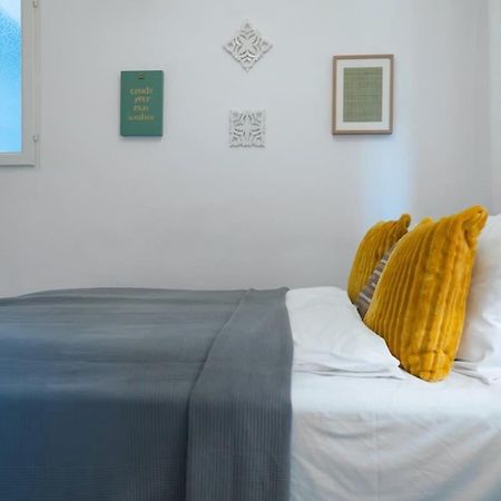 Chic Central Flat With River View Budapest Bagian luar foto